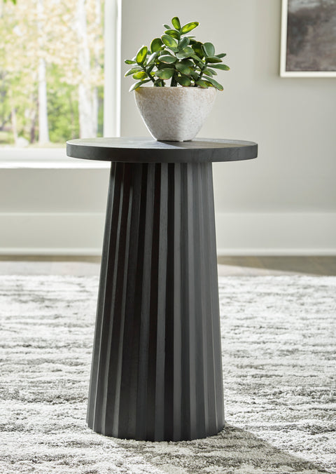 Ceilby Solid Wood Fluted Accent Table