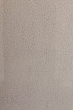 30-Inch Off-White Crackle-Glaze Ceramic Table Lamp, finish close-up - 4