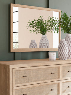 Soft Gray / Light Oak Look / Dresser + Mirror, design detail; view 11; shown pieces are reference views; only the selected configuration is included - 11