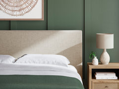 Soft Gray / Light Oak Look / Bed / King, design detail; view 60; shown pieces are reference views; only the selected configuration is included - 60
