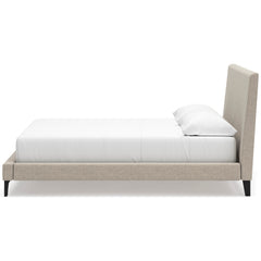 Soft Gray / Light Oak Look / Bed / California King, side view; view 82; shown pieces are reference views; only the selected configuration is included - 82