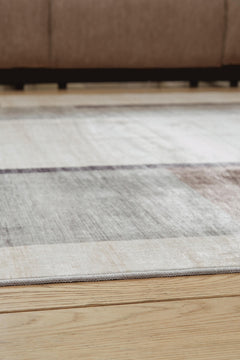 Cream/Brown/Gray 95.5" x 120.5", pile and edge detail - 3