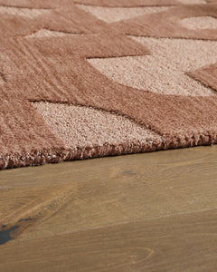 Clay 61.25" x 85.5", pile and edge detail - 7