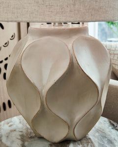 Distressed Cream table lamp, product view 3 - 3