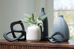 Black/Tan/Gray five-piece accessory set, full product view - 1