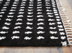 Black/White 58" x 86", pile and edge detail - 3