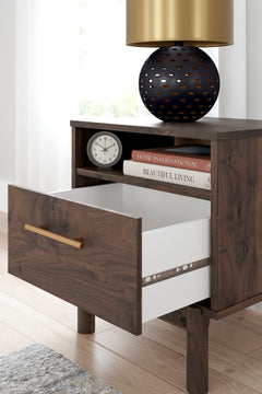 Mocha, drawer detail in room setting - 4