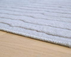 Gray 95.5" x 119.5", pile and edge detail - 3
