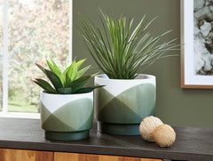 Green/White Ardenridge two-planter set, product view 5 - 5