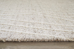 Gray/Ivory 60.13" x 84.25", pile and edge detail - 7