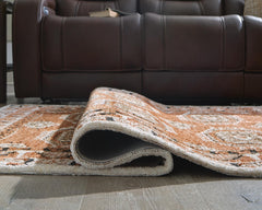 Sienna/Ivory/Black 92.5" x 121.75", rolled rug backing detail - 4