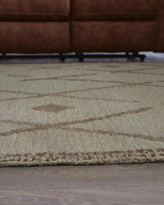 Beige/Brown 60" x 83", pile and edge detail - 3