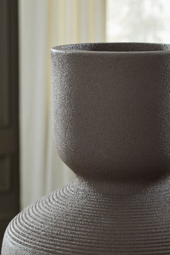 Brown 18.13-inch height vase, product view 3 - 6
