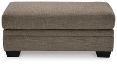 Nutmeg, complete front view - 3