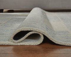 Ivory/Blue 91" x 117.25", rolled rug backing detail - 4