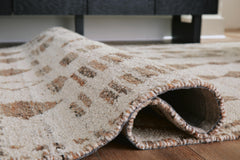 Beige/Brown 121.75" x 168.5", rolled rug backing detail - 4