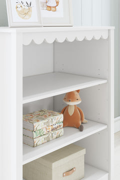 White, shelf and scalloped trim detail - 2