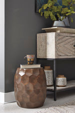 Wynlow Stool